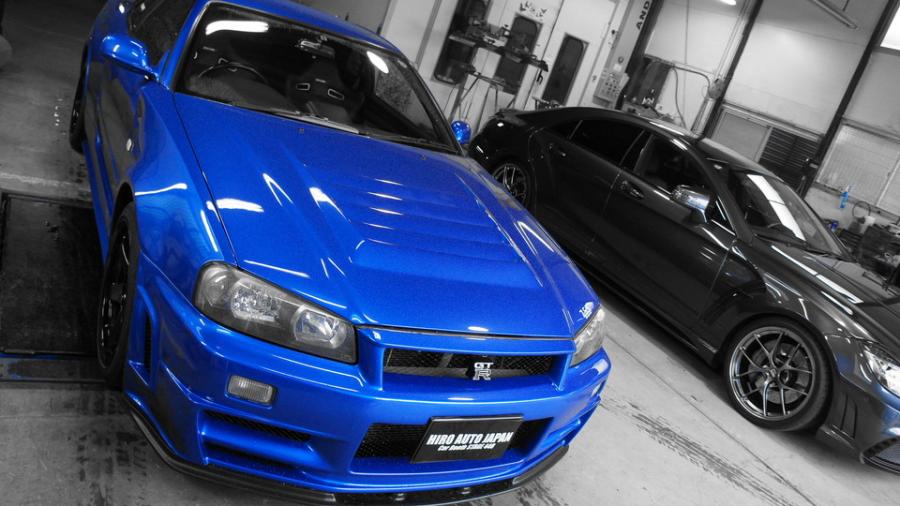 キャリパー塗装施工事例：ニッサン34GT-R　キャリパー塗装　COLOR:#001 Italian losso solid IMG69_1488_zvUH86_sub1.jpg