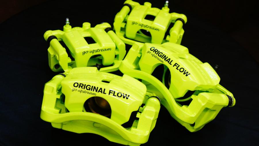 エクストレイル　キャリパー塗装　COLOR:#1116 Acid green