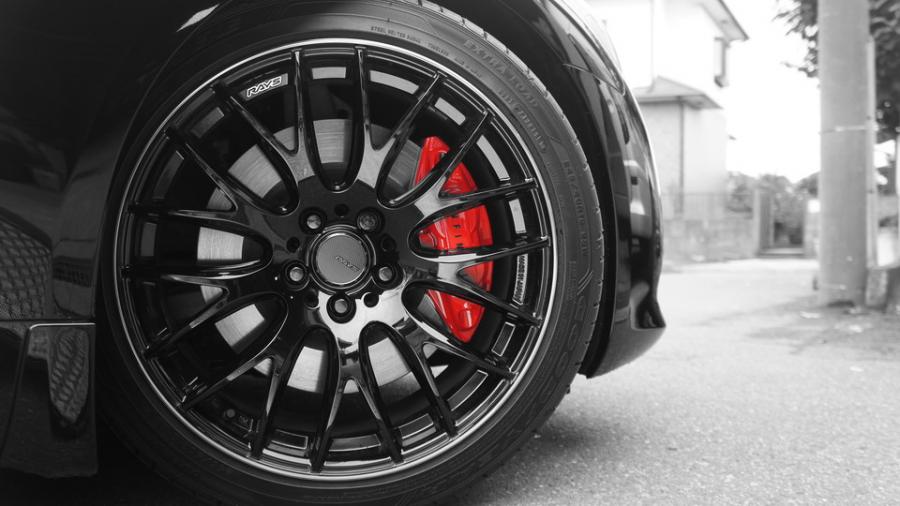 キャリパー塗装施工事例：スカイラインV36クーペ　キャリパー塗装　COLOR:#1112 Racing red IMG69_1614_eLyZBU_sub4.jpg