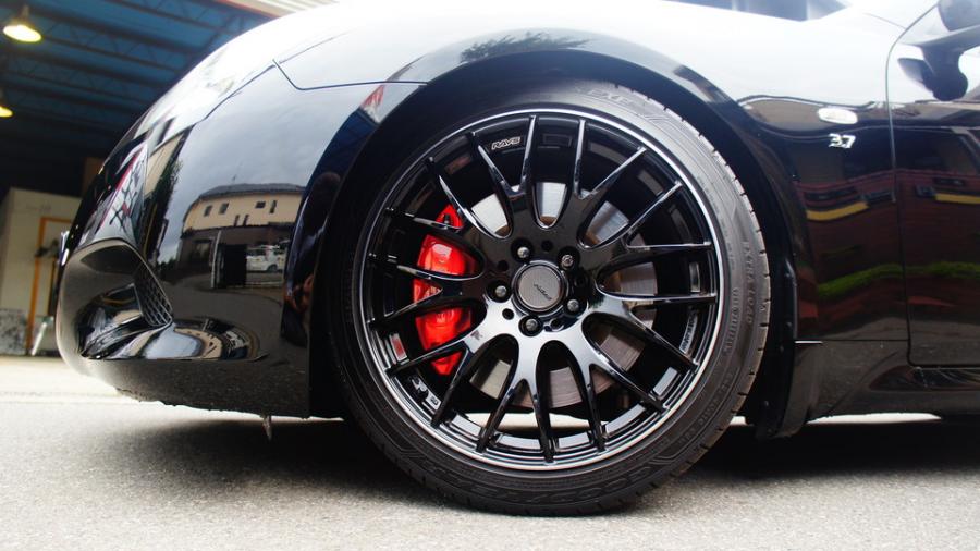 キャリパー塗装施工事例：スカイラインV36クーペ　キャリパー塗装　COLOR:#1112 Racing red IMG69_1614_eLyZBU_sub9.jpg