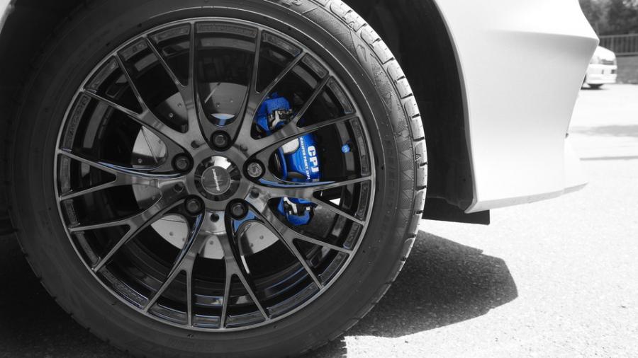 キャリパー塗装施工事例：ニッサン・セレナ　キャリパー塗装　COLOR:#1115 Deep marine blue　ローター加工：Type:DP IMG69_1767_h3if1e_sub6.jpg