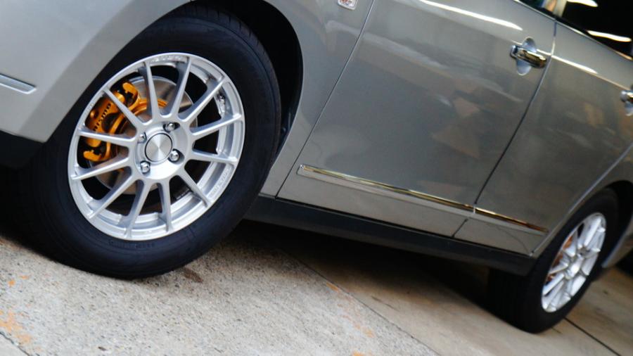 キャリパー塗装施工事例：ブルバードシルフィ　キャリパー塗装　COLOR:ゴールド系 IMG69_1784_egvlgZ_sub2.jpg