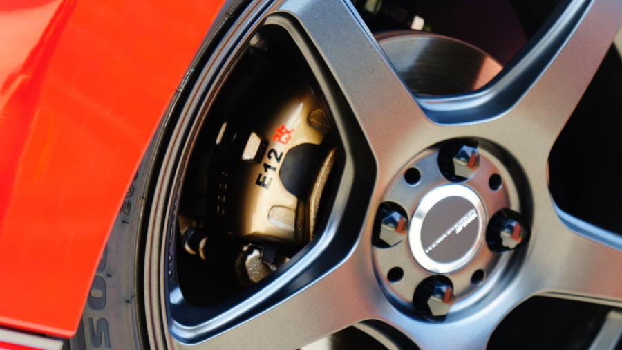 キャリパー塗装施工事例：ニッサンノート　キャリパー塗装　COLOR:#1107 Platinum new bronze pearl metallic IMG69_1833_RUcvfD_sub4.jpg