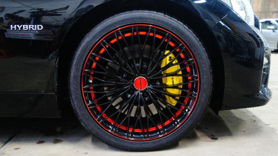 キャリパー塗装施工事例：スカイライン　キャリパー塗装COLOR:#020 hawaiian passion yellow IMG69_2009_nMyNtB_sub7.jpg