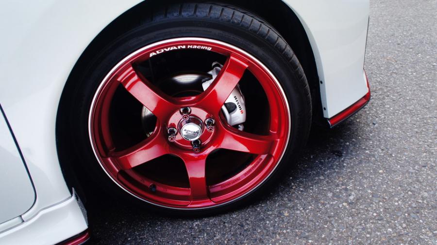 キャリパー塗装施工事例：日産ノートNISMO S　キャリパー塗装・ドラム塗装COLOR:#007 Premium whitepearl IMG69_2027_1E5yQK_sub5.jpg