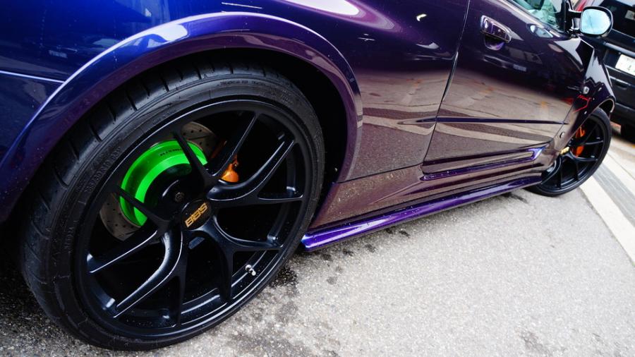 キャリパー塗装施工事例：ニッサンGT-R　ローター塗装COLOR:#1113 Monster green IMG69_2293_VBZiAk_sub3.jpg