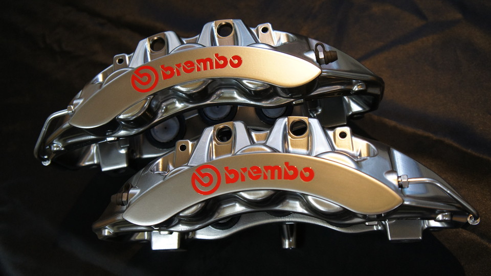 キャリパー塗装施工事例：ニッサンGT-R用ブレンボキャリパー塗装　カラー：#055 super shining silver(metal finish) IMG69_719_VpeGKM_sub3.jpg