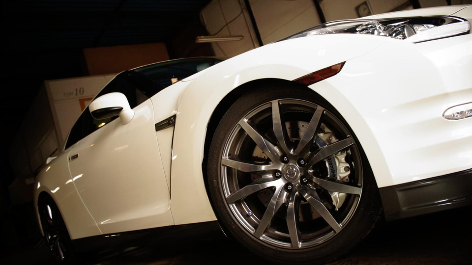キャリパー塗装施工事例：ニッサン35GT-R 北米モデル キャリパー塗装＆ハイポリッシュ加工★COLOR:premium white pearl#007 IMG69_776_gPZpod_sub6.jpg
