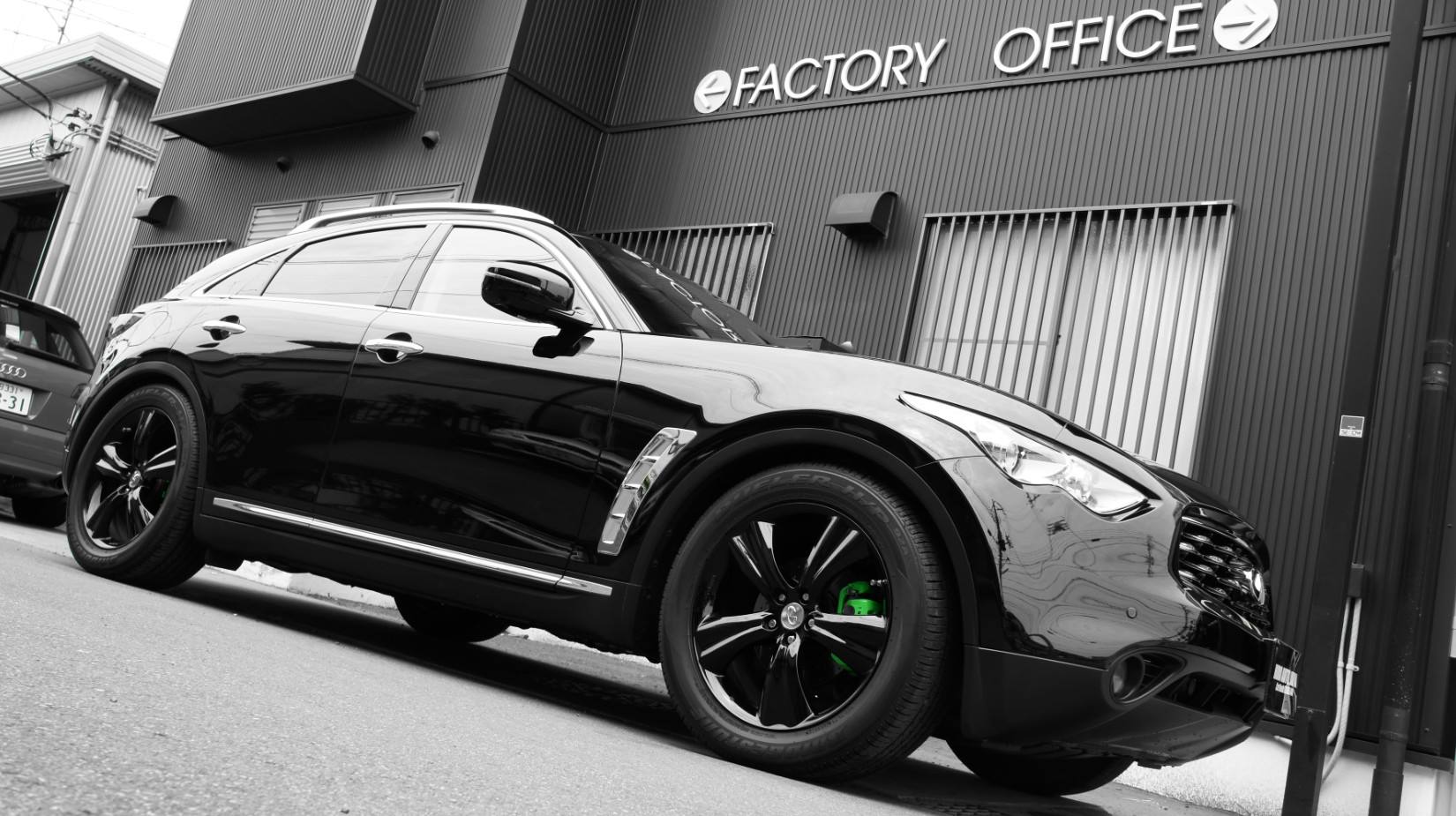 キャリパー塗装施工事例：INFINITI FX35キャリパー塗装+LOGO＆ローター加工★COLOR:MONSTER GREEN&ローター加工Type：C6S8D IMG69_819_ZulwWp_sub6.jpg