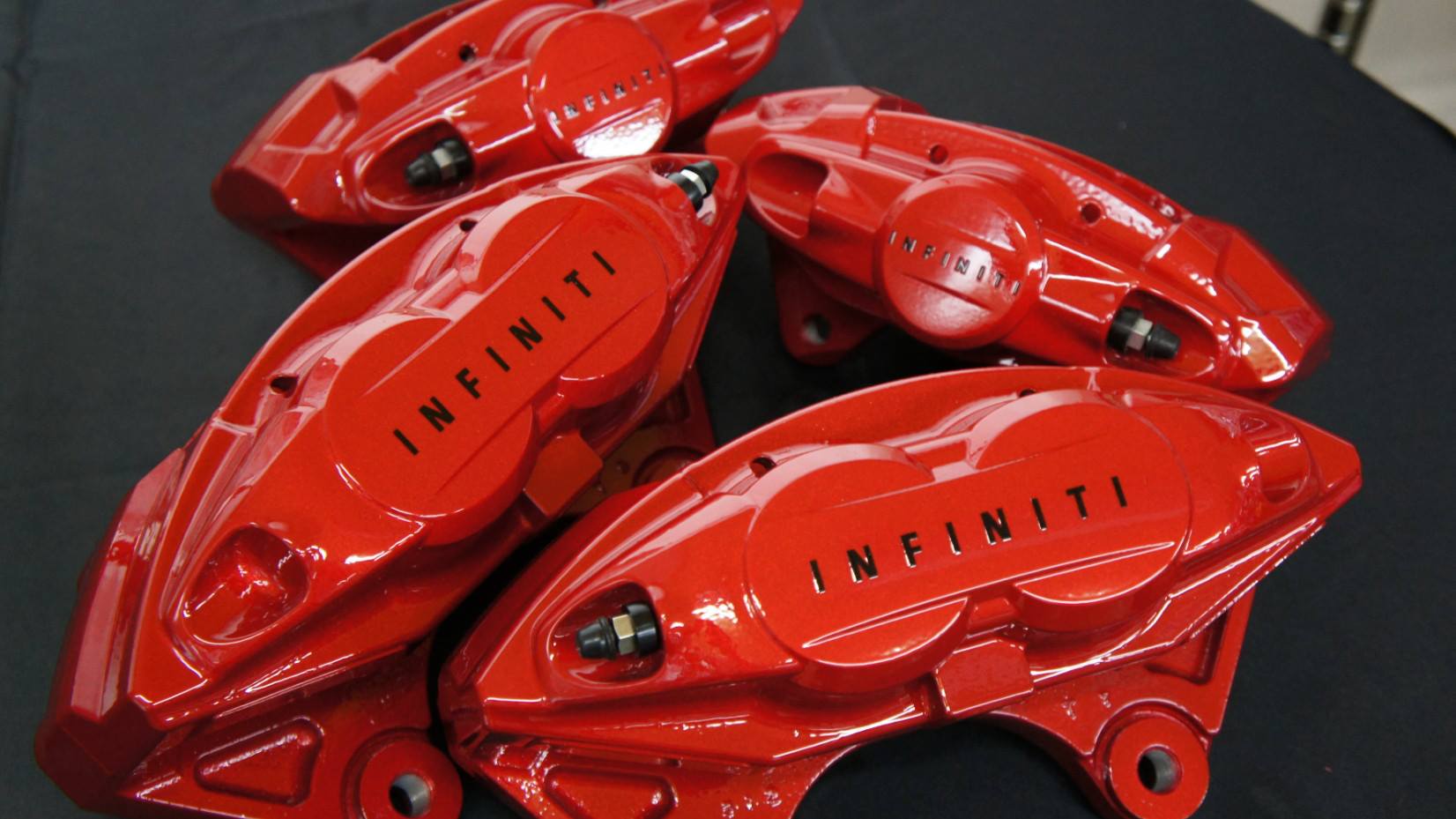 ニッサンakebonoキャリパー★ COLOR： #010 premiun rouge candy red