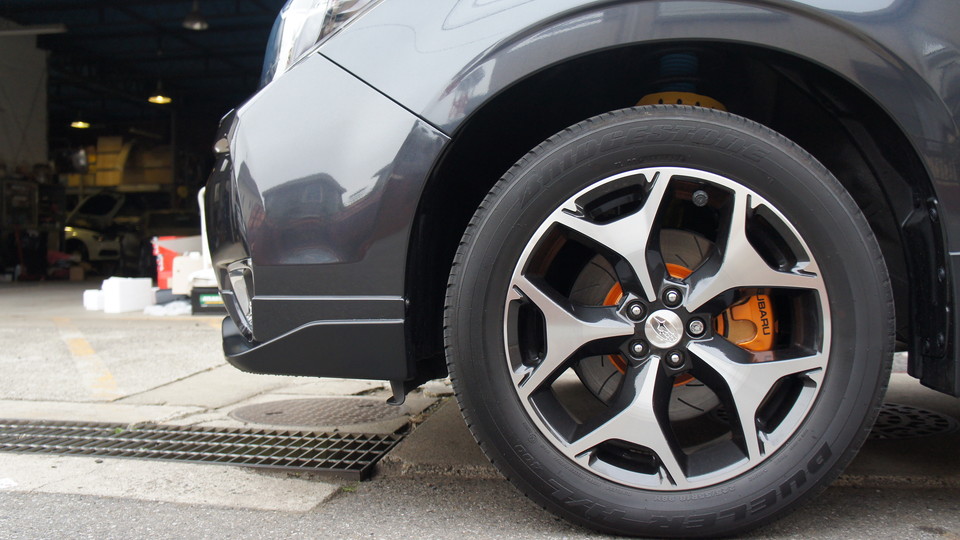 キャリパー塗装施工事例：スバルフォレスター純正キャリパー・ローター塗装　ＣＯＬＯＲ：#030 royal art pearl orange gold＆ローター加工Ｔｙｐｅ：ＧＡＬＡＸＹ IMG70_1195_ylCCdI_sub5.jpg