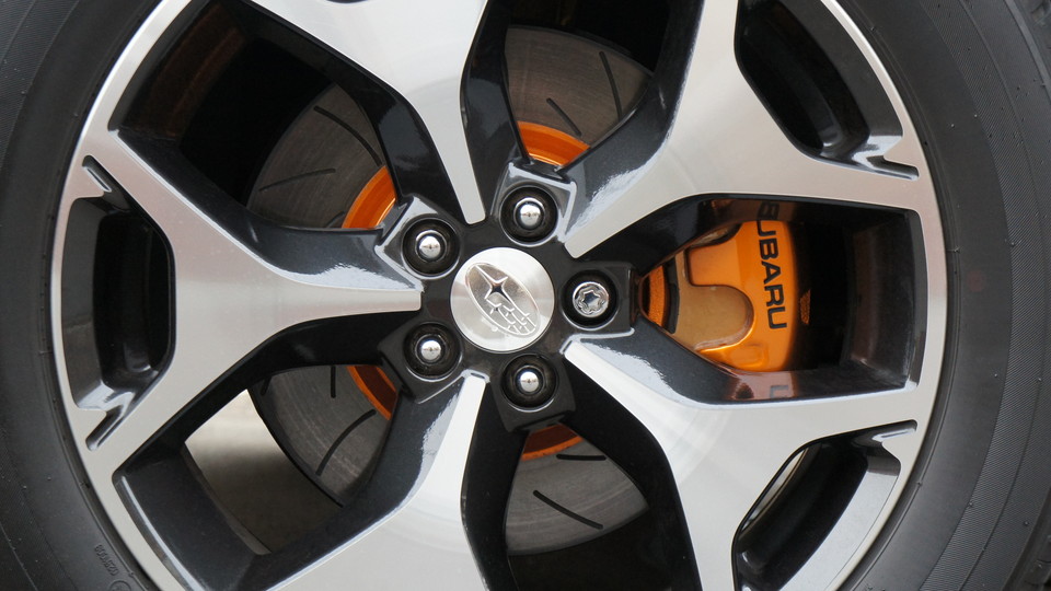 キャリパー塗装施工事例：スバルフォレスター純正キャリパー・ローター塗装　ＣＯＬＯＲ：#030 royal art pearl orange gold＆ローター加工Ｔｙｐｅ：ＧＡＬＡＸＹ IMG70_1195_ylCCdI_sub6.jpg