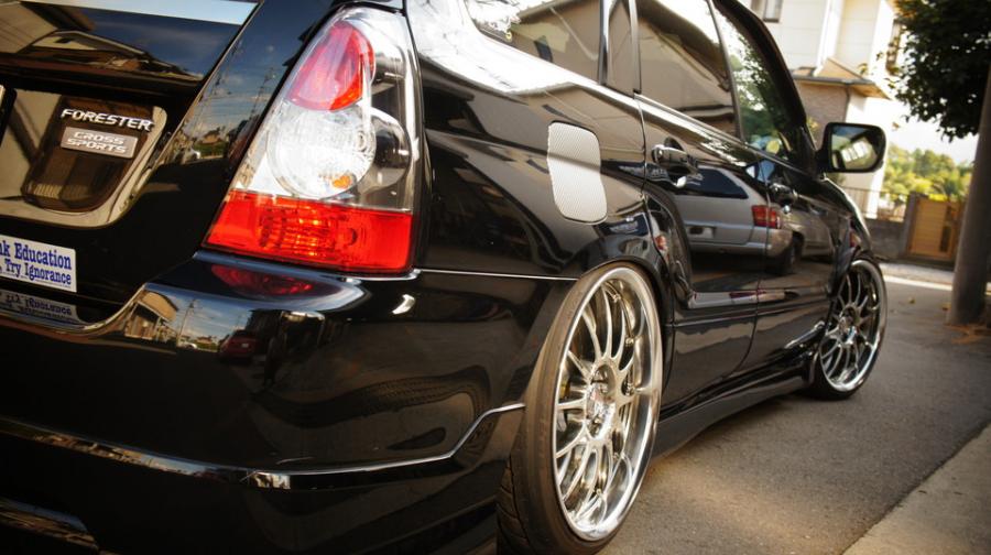 キャリパー塗装施工事例：フォレスター・社外キャリパー塗装　COLOR：#020 hawaiian passion yellow IMG70_1363_YcT0am_sub7.jpg