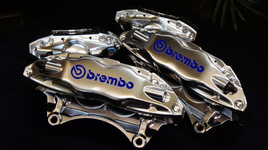 インプレッサ　キャリパー塗装　COLOR：#055 Super shining silver metal finish