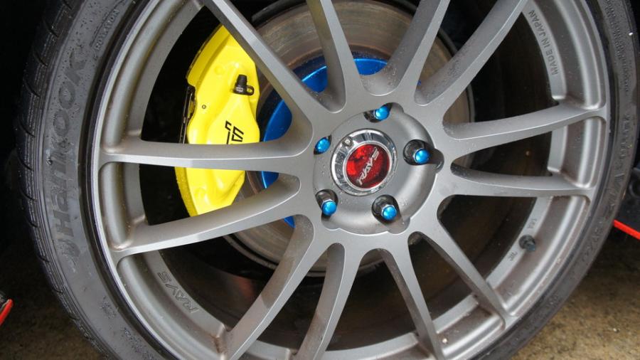 キャリパー塗装施工事例：スバルWRX　キャリパー塗装　COLOR:#020 hawaiian passion yellow IMG70_1482_wpgNN5_sub6.jpg