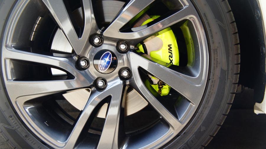 キャリパー塗装施工事例：スバルWRX　キャリパー塗装　COLOR:#1116 Acid green IMG70_1642_nDNBZW_sub9.jpg