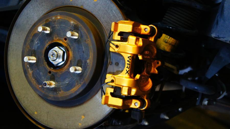 キャリパー塗装施工事例：スバルWRX　キャリパー塗装　COLOR:#003 Tokyo midnight gold IMG70_1773_N3BUeE_sub2.jpg