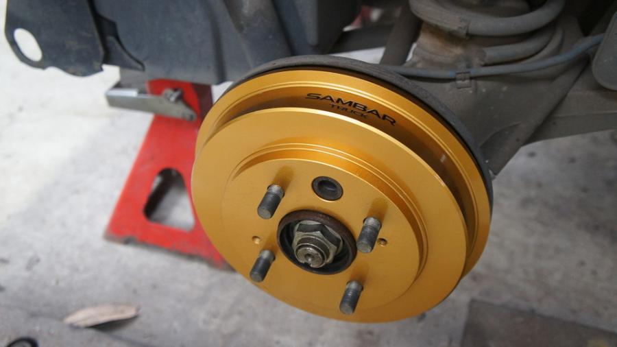 キャリパー塗装施工事例：スバルサンバートラック　キャリパー塗装・ドラム塗装COLOR:#003 Tokyo midnight gold IMG70_1950_IwyYaY_sub1.jpg