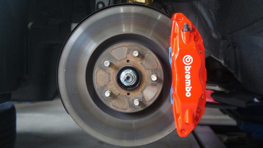 キャリパー塗装施工事例：スバルWRX　キャリパー塗装COLOR:#1112 Racing red IMG70_1992_TonDmI_sub1.jpg