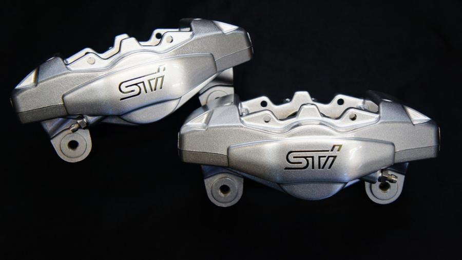 キャリパー塗装施工事例：スバルSTI　キャリパー塗装COLOR:#052 Premium platinum silver IMG70_2037_h6HyWX_sub1.jpg