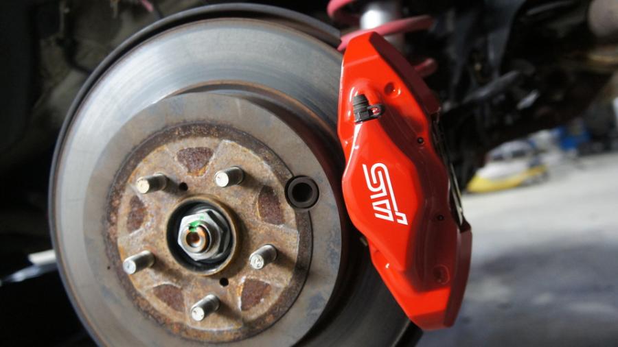 キャリパー塗装施工事例：スバルフォレスターSTI　キャリパー塗装COLOR:#001 Italian losso solid IMG70_2146_Qs2R6h_sub1.jpg