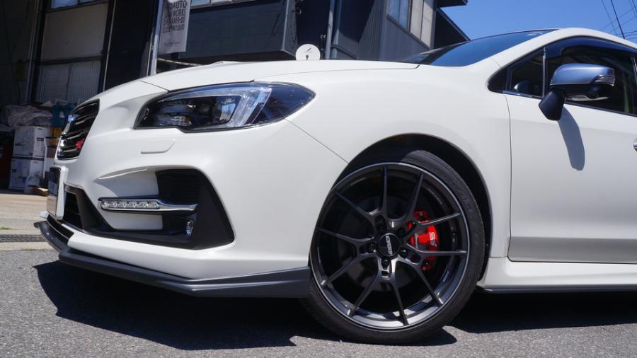 キャリパー塗装施工事例：スバルレヴォーク　キャリパー塗装COLOR:#001 Italian losso solid IMG70_2378_wOgCXA_sub4.jpg