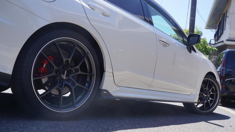 キャリパー塗装施工事例：スバルレヴォーク　キャリパー塗装COLOR:#001 Italian losso solid IMG70_2378_wOgCXA_sub7.jpg