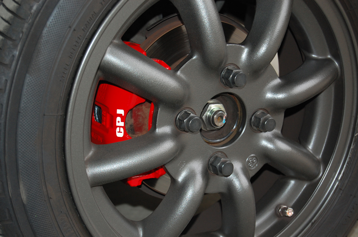 キャリパー塗装施工事例：SAMBAR IMG70_479_WSFmHC_sub1.jpg