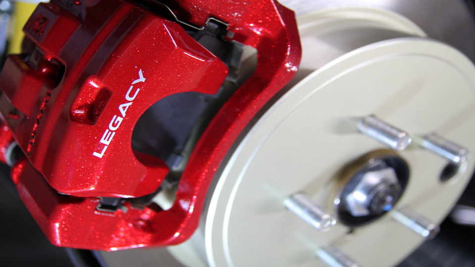 キャリパー塗装施工事例：レガシィ純正キャリパー塗装＆ローター塗装　カラー：	#011 royal flash candy red＆#008 flash champagne gold IMG70_696_2nBLPR_sub1.jpg