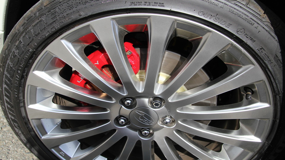 キャリパー塗装施工事例：レガシィ純正キャリパー塗装＆ローター塗装　カラー：	#011 royal flash candy red＆#008 flash champagne gold IMG70_696_2nBLPR_sub2.jpg