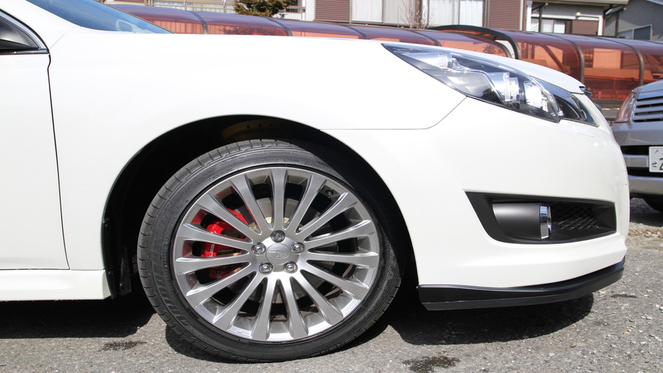 キャリパー塗装施工事例：レガシィ純正キャリパー塗装＆ローター塗装　カラー：	#011 royal flash candy red＆#008 flash champagne gold IMG70_696_2nBLPR_sub4.jpg