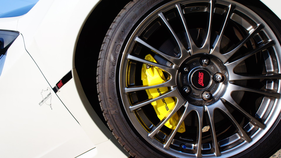 キャリパー塗装施工事例：スバルインプレッサ純正キャリパー塗装　ＣＯＬＯＲ：	#020 hawaiian passion yellow IMG70_987_uOvpk9_sub3.jpg