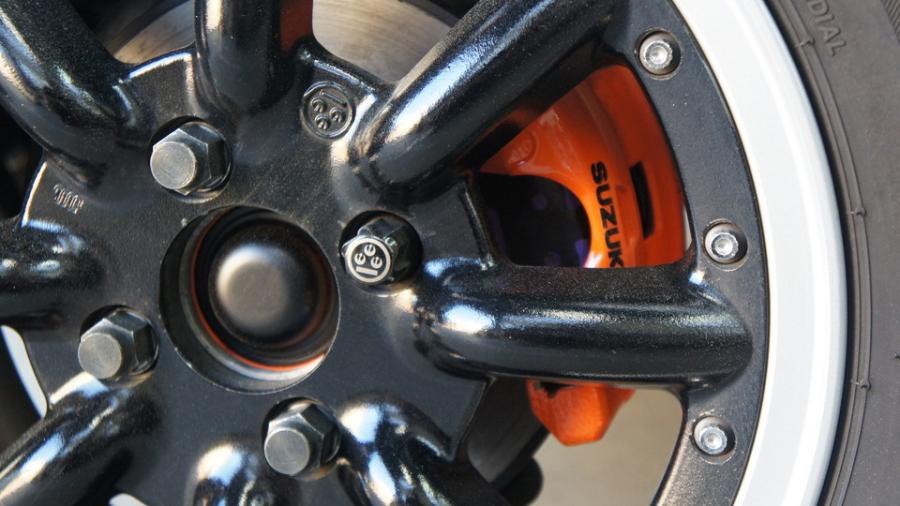 キャリパー塗装施工事例：スズキエブリィトラック　キャリパー塗装＆ローター塗装　COLOR:#1110 Valencia premium orange IMG71_1759_3xG9km_sub5.jpg