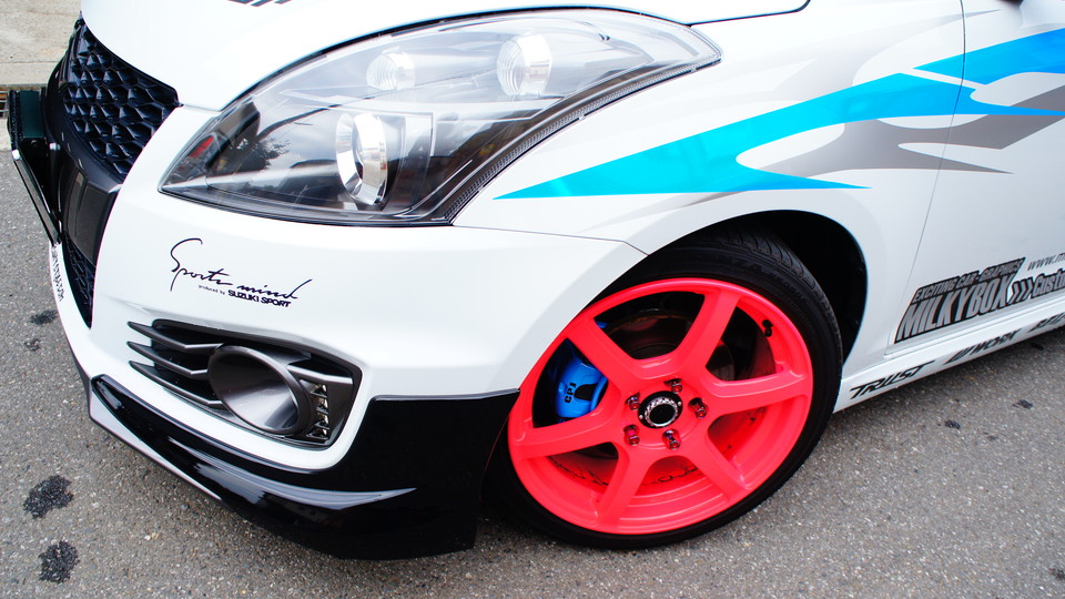 キャリパー塗装施工事例：スイフト　キャリパー塗装 COLOR：#1113monster green&monster Blue IMG71_905_R9eKlx_sub6.jpg