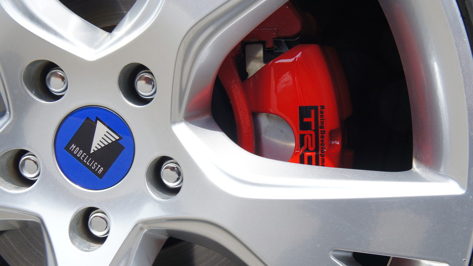 キャリパー塗装施工事例：アルファード純正キャリパー塗装　ＣＯＬＯＲ：#001 Italian losso solid IMG72_1009_wMq7ey_sub1.jpg