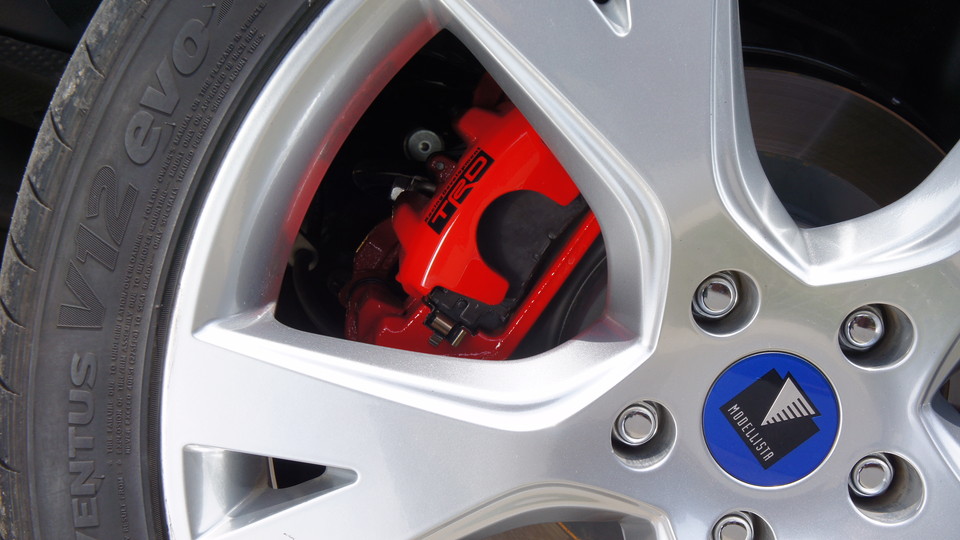 キャリパー塗装施工事例：アルファード純正キャリパー塗装　ＣＯＬＯＲ：#001 Italian losso solid IMG72_1009_wMq7ey_sub4.jpg