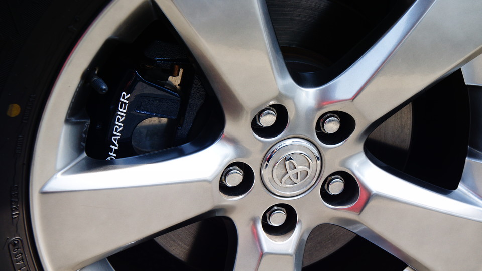 キャリパー塗装施工事例：ハリアー純正キャリパー塗装　COLOR：#062 sapphire deep blue pearl IMG72_1061_eawGb9_sub4.jpg