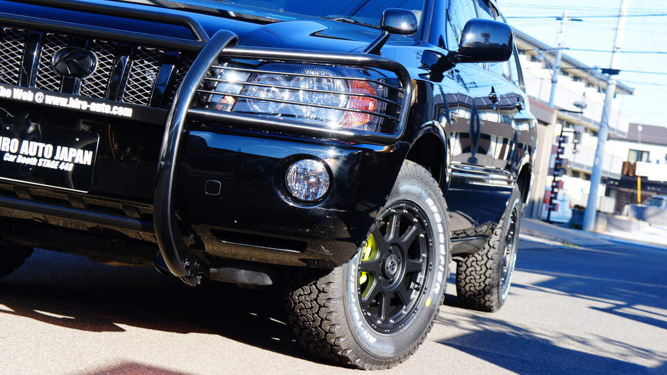 キャリパー塗装施工事例：トヨタクルーガー純正キャリパー塗装　ＣＯＬＯＲ：アシンメトリー蛍光シリーズ（マゼンダ・イエロー） IMG72_1193_paTZwP_sub7.jpg