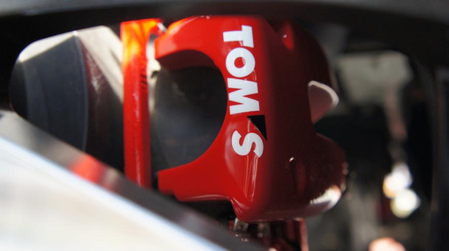 キャリパー塗装施工事例：アルファード純正キャリパー塗装　COLOR：#001 Italian losso solid IMG72_1353_GkxLw9_sub5.jpg