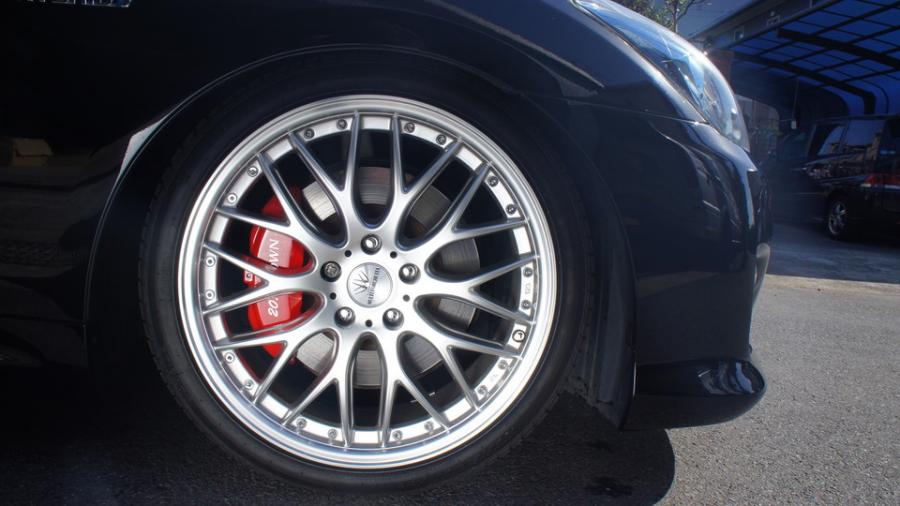 キャリパー塗装施工事例：トヨタクラウン　キャリパー塗装　COLOR:#001 Italian losso solid IMG72_1524_YwhBwv_sub7.jpg