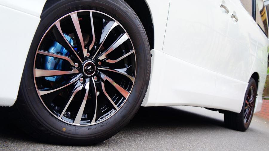 キャリパー塗装施工事例：トヨタヴェルファイア　キャリパー塗装＆ローター塗装　COLOR:#1109 Transparent aqua blue metallic＆#1115 Deep marine blue　ローター加工Type:DP IMG72_1596_Us0Ztn_sub3.jpg