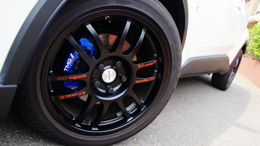 キャリパー塗装施工事例：トヨタCH-R　キャリパー塗装　COLOR:#1115 Deep marine blue IMG72_1602_SQFr25_sub8.jpg