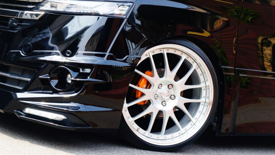 キャリパー塗装施工事例：ベルファイア　キャリパー塗装＆ローター塗装　COLOR:#030 Royal art pearl orange gold　ローター加工Type:C6S8D IMG72_1609_M50wjw_sub9.jpg