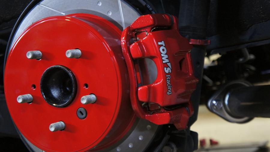 キャリパー塗装施工事例：トヨタVOXY　キャリパー塗装＆ローター塗装　COLOR:#1102 Charm gross candy red　ローター加工Type:DP IMG72_1636_B167yj_sub2.jpg