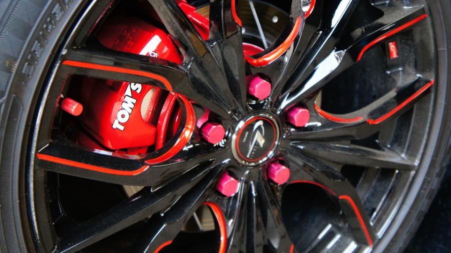 キャリパー塗装施工事例：トヨタVOXY　キャリパー塗装＆ローター塗装　COLOR:#1102 Charm gross candy red　ローター加工Type:DP IMG72_1636_B167yj_sub3.jpg