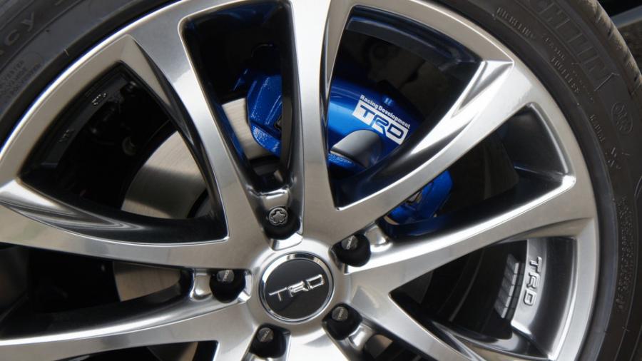 キャリパー塗装施工事例：トヨタアルファード　キャリパー塗装　COLOR:#1115 Deep marine blue IMG72_1723_FTY81G_sub3.jpg