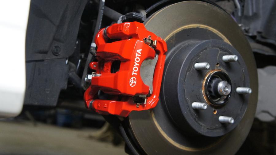 キャリパー塗装施工事例：トヨタクラウンRS　キャリパー塗装　COLOR:#001 Italian losso solid IMG72_1820_l7QUZb_sub2.jpg