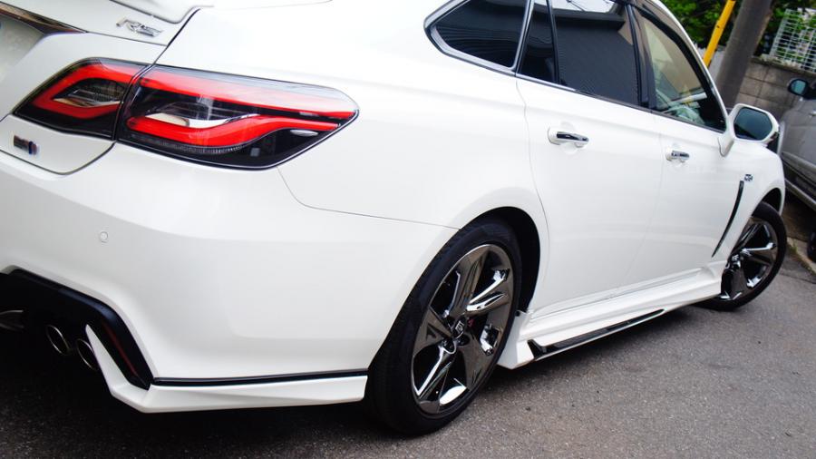 キャリパー塗装施工事例：トヨタクラウンRS　キャリパー塗装　COLOR:#001 Italian losso solid IMG72_1820_l7QUZb_sub6.jpg