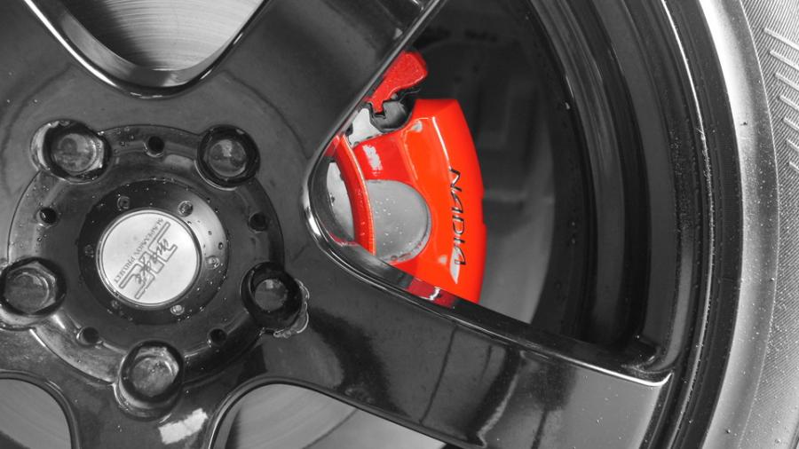 キャリパー塗装施工事例：ナディア　キャリパー塗装COLOR:#001 Italian losso solid IMG72_1973_uEWgPl_sub6.jpg