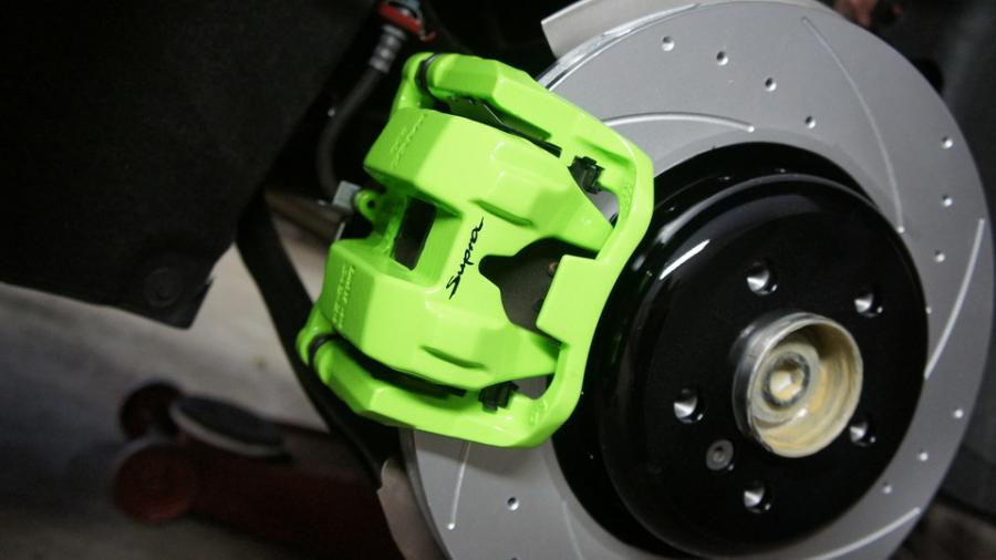 キャリパー塗装施工事例：スープラ　キャリパー塗装COLOR:#1103 Dazzling clearly green　ローター塗装COLOR:#005 Deep coal black　ローター加工Type：C6S4D IMG72_1979_DpiDS2_sub2.jpg